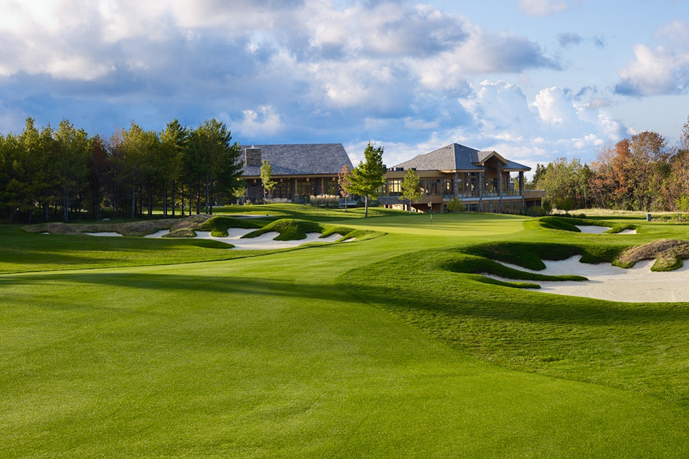 Lora Bay “Raven” - Projects | Thomas McBroom Associates